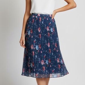 🍓H&M pleated chiffon floral midi skirt